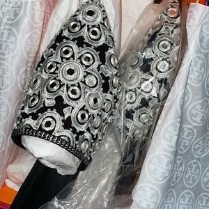 Elora slides size 10 worn once